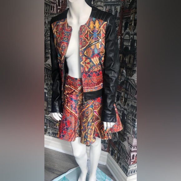 Leather costume by "Just Cavalli. - Picture 4 of 12